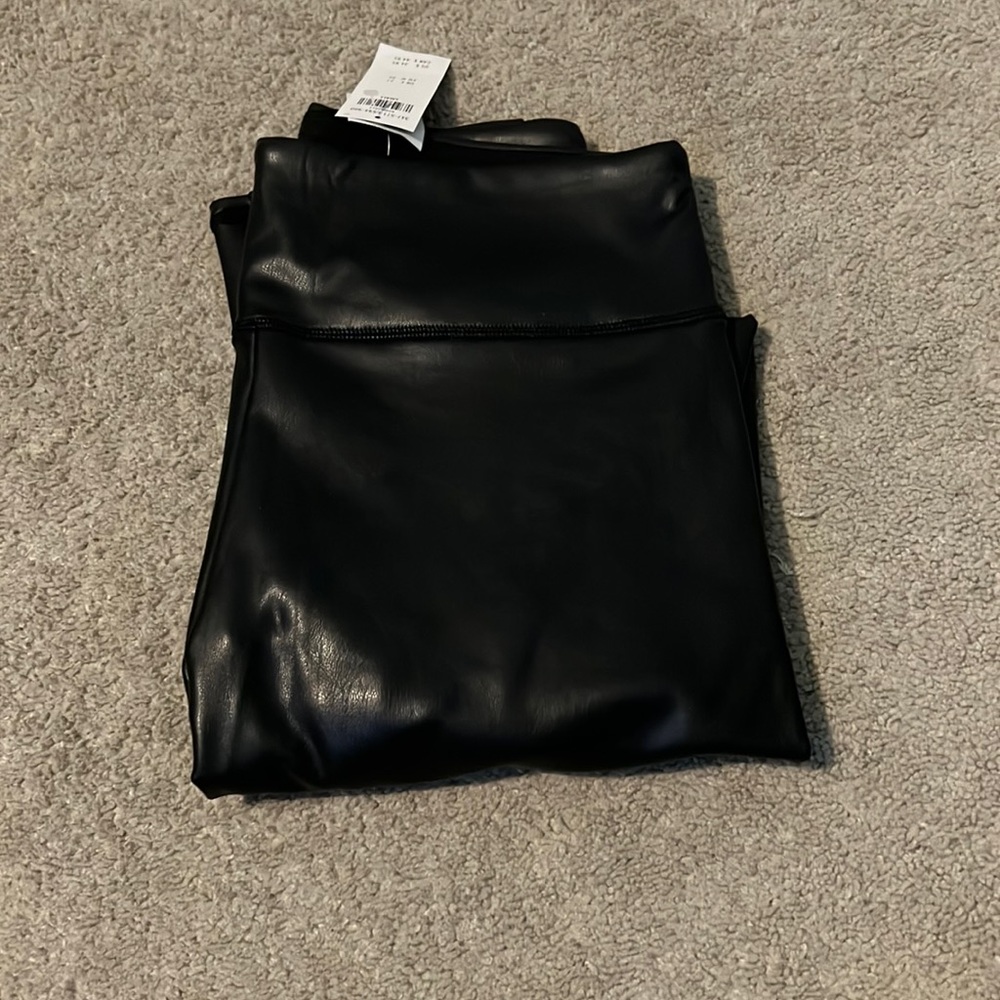Leather leggings
